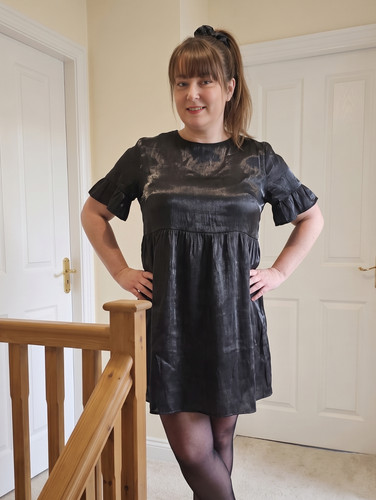 Black smock shiny - , slippery