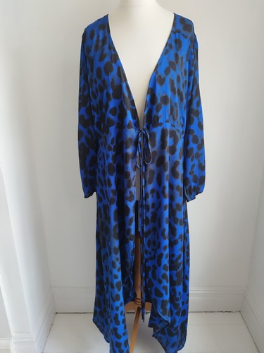 Beach cover dancing leopard - cover, up